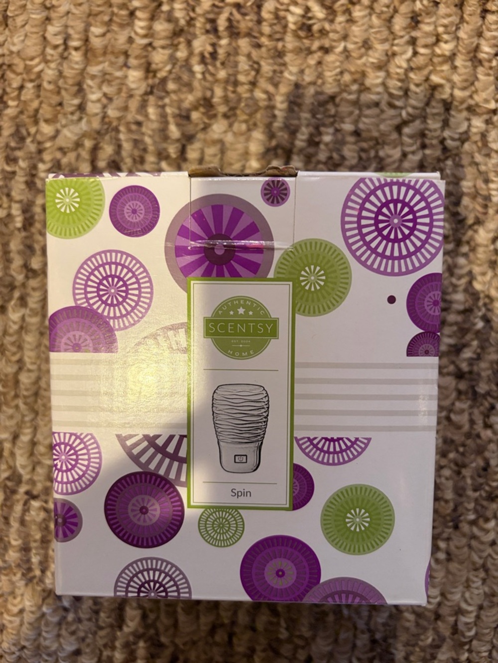 Scentsy Spin Warmer - White with Purple & Lime Accents